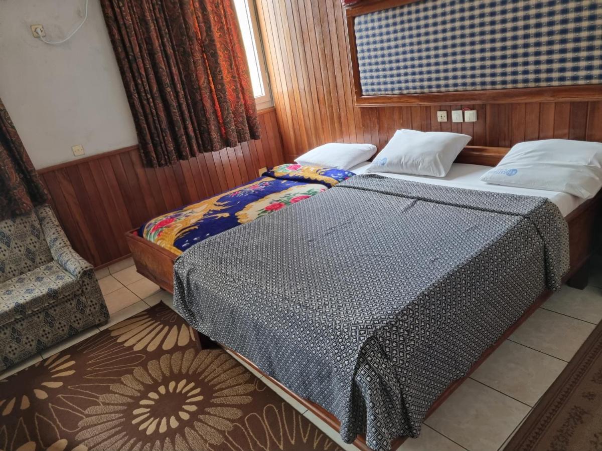 Hotel Saffana Дуала Экстерьер фото